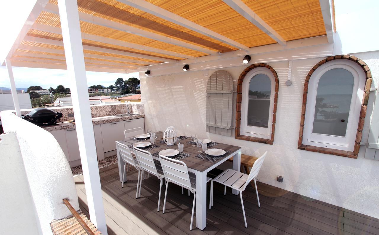 فيلا Casa Acacia Mar كامبريلس المظهر الخارجي الصورة